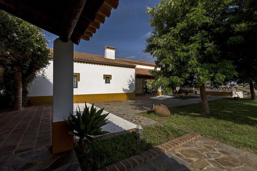 Naveterra-Hotel Rural Alandroal Exterior foto