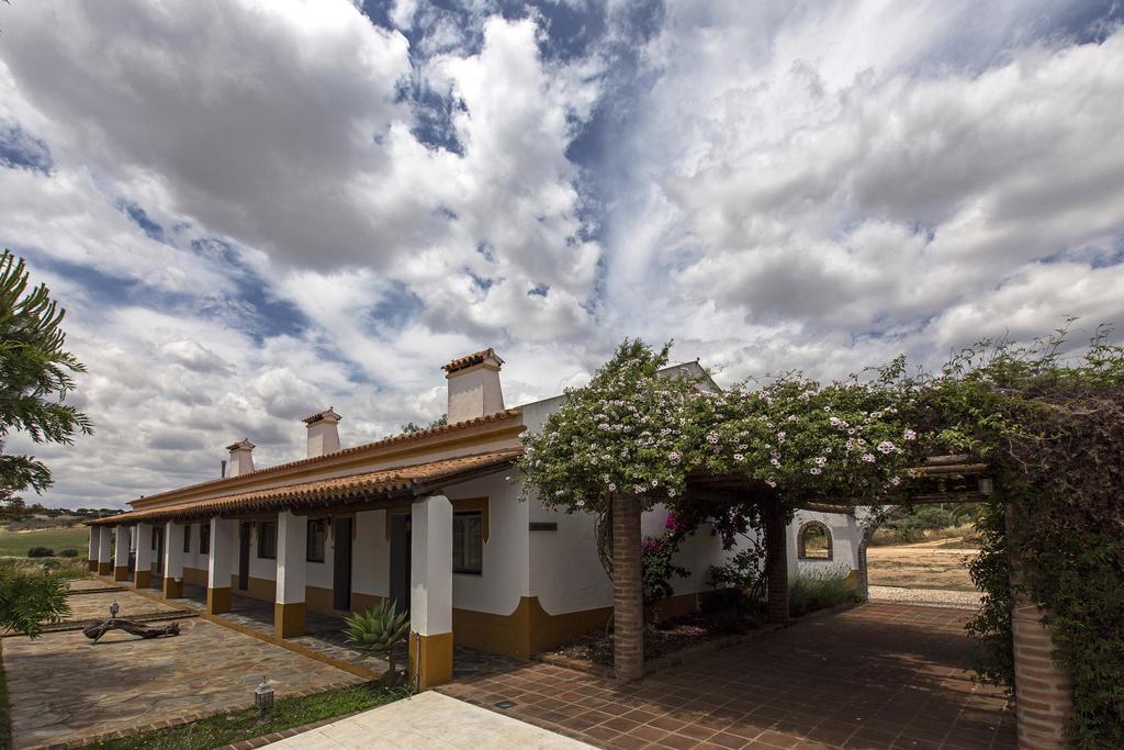Naveterra-Hotel Rural Alandroal Exterior foto